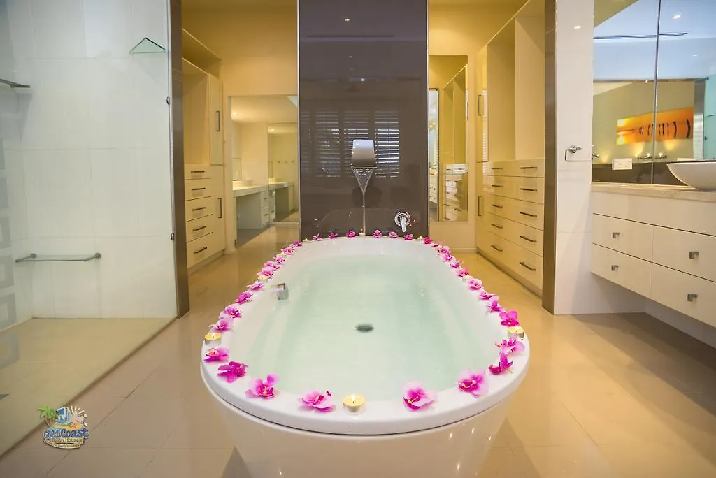 Grand Oasis At Sanctuary Cove Villa Hope Island 0*,  Australia