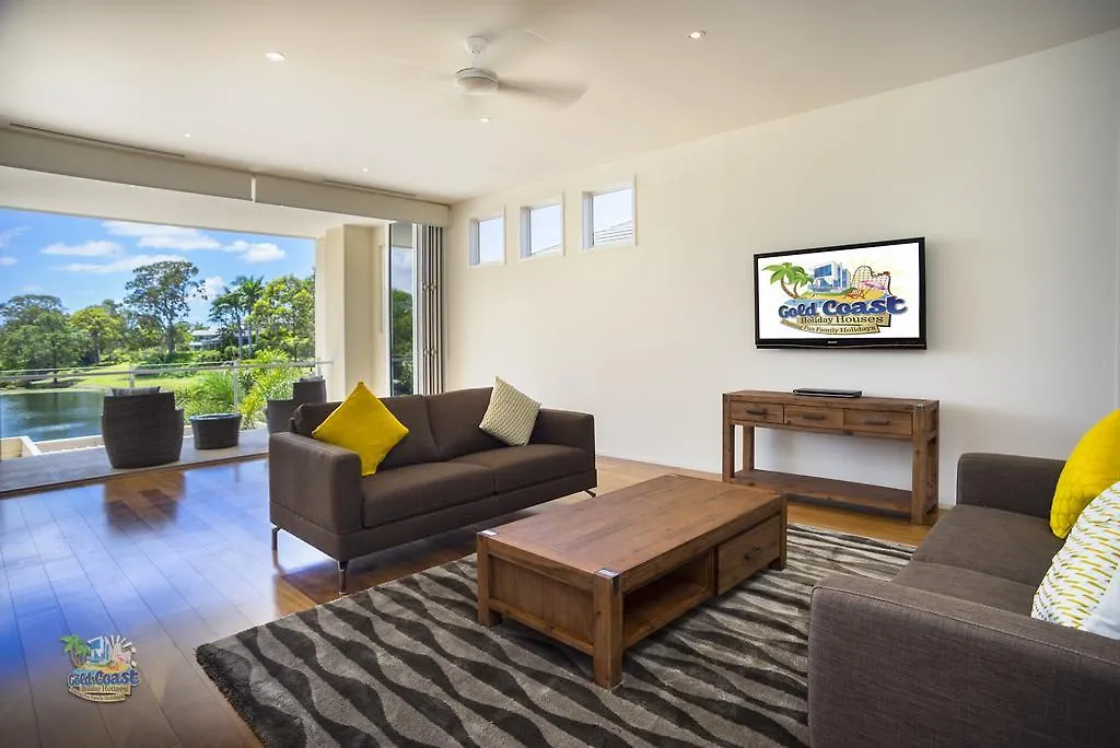Villa Grand Oasis At Sanctuary Cove Hope Island Australia